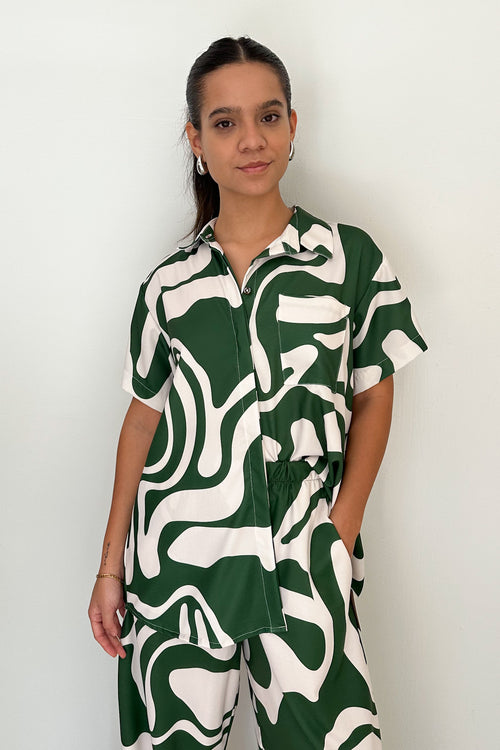 Camisa oversized ondas verdes