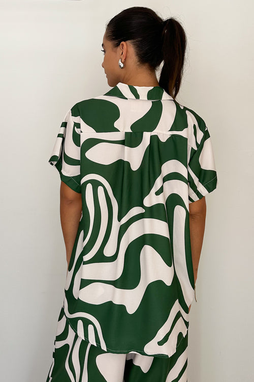 Camisa oversized ondas verdes